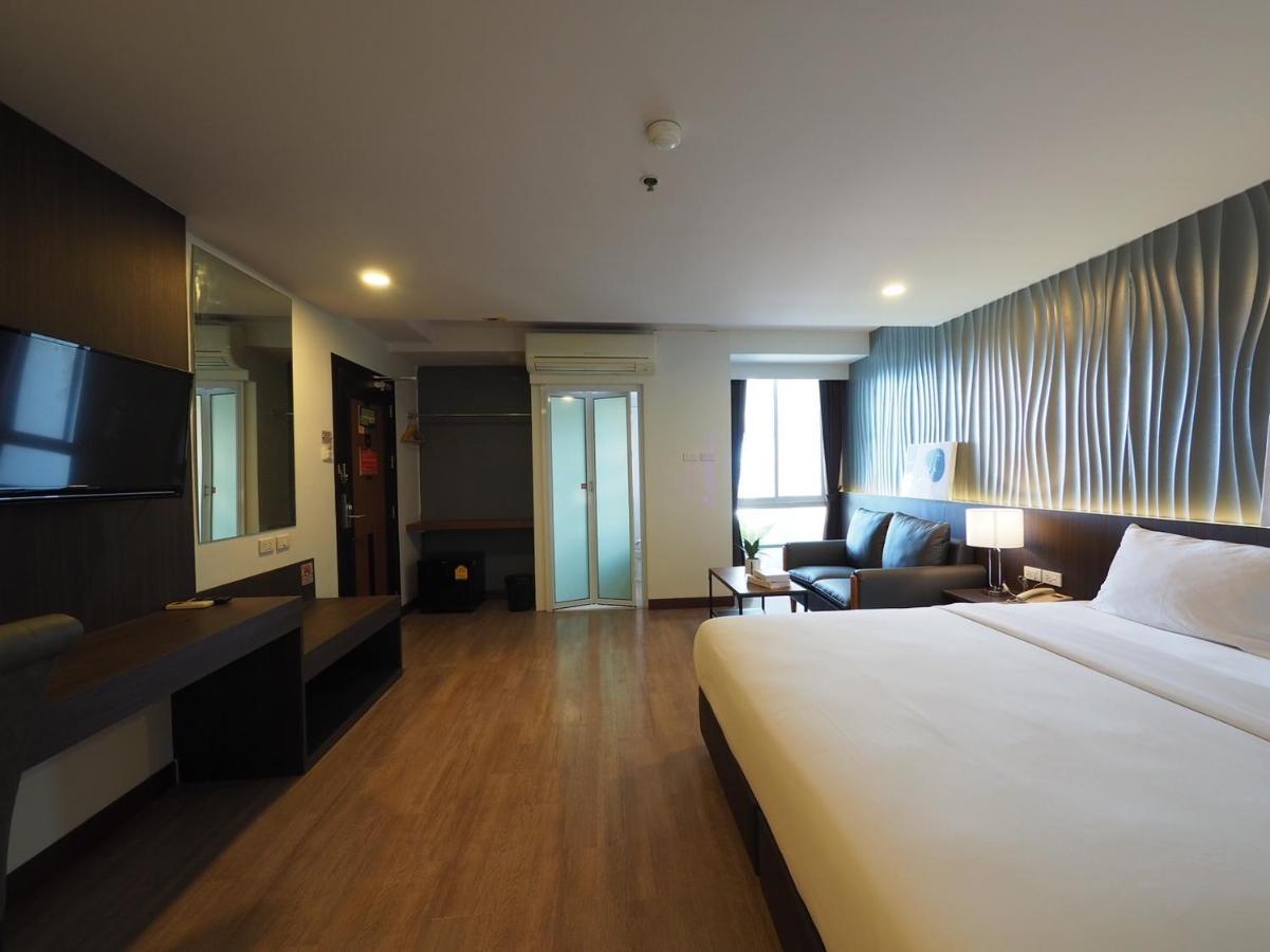 Pb Grand Hotel Hat Yai Bagian luar foto