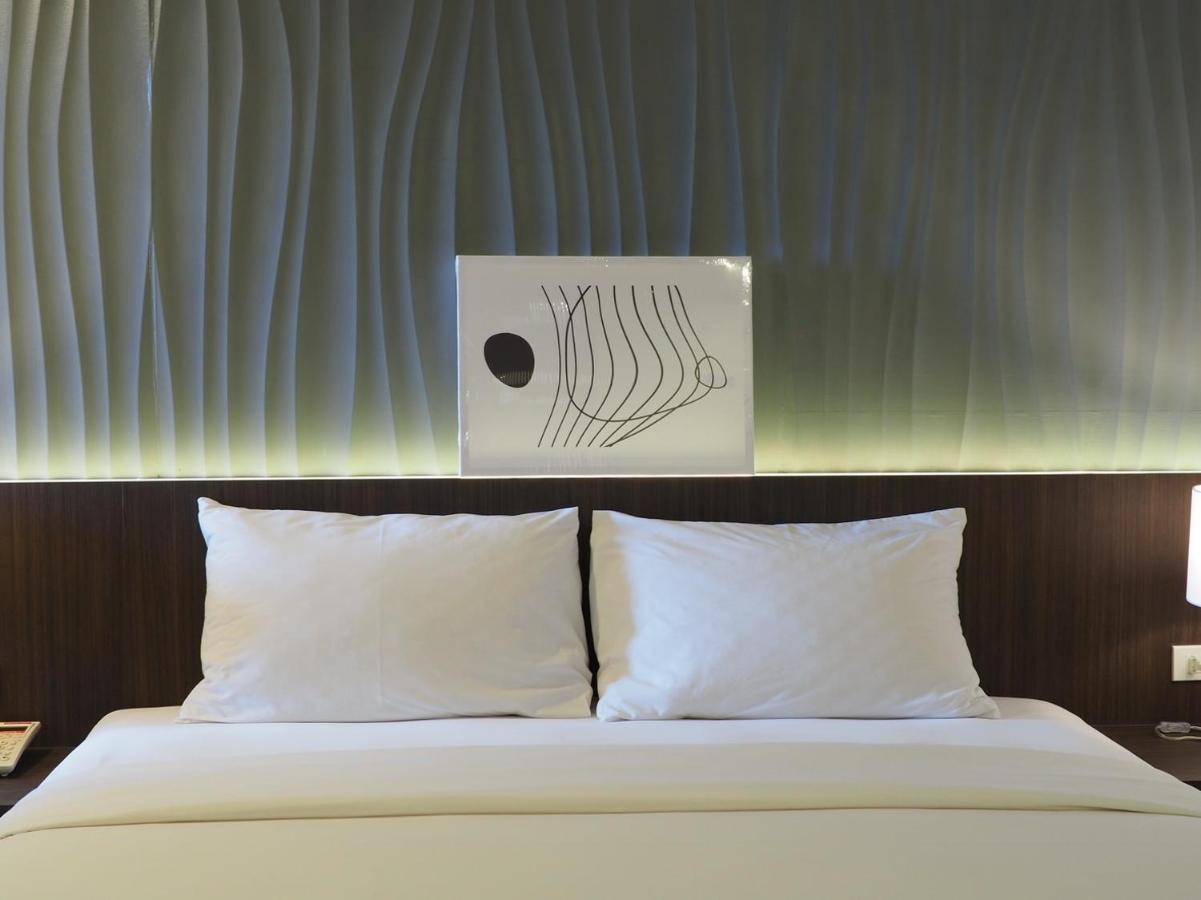 Pb Grand Hotel Hat Yai Bagian luar foto