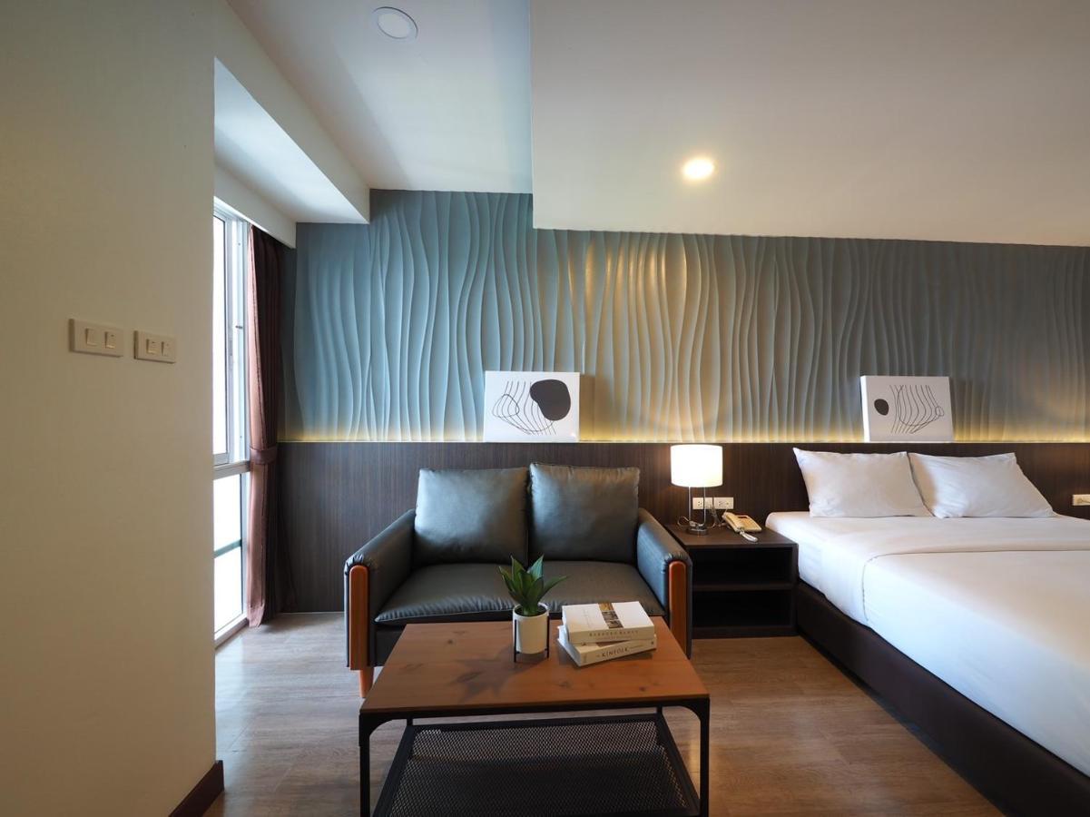 Pb Grand Hotel Hat Yai Bagian luar foto