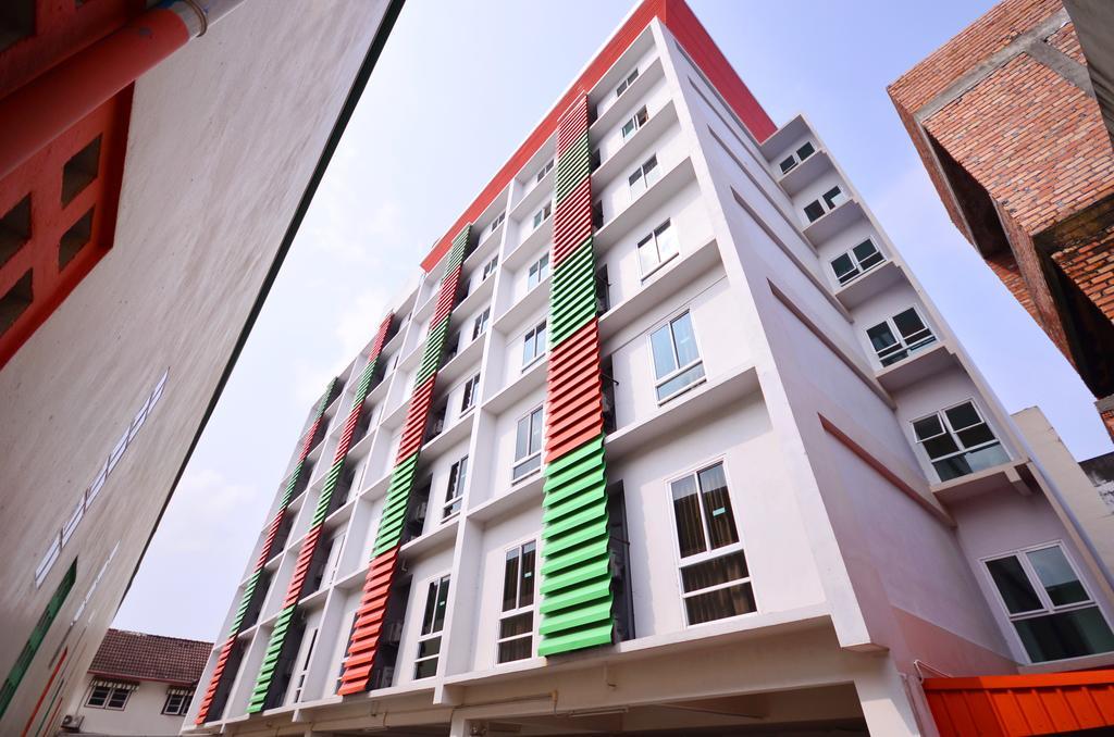 Pb Grand Hotel Hat Yai Bagian luar foto