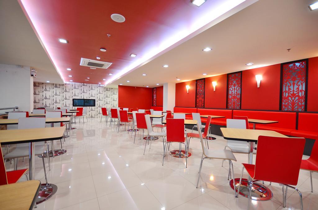 Pb Grand Hotel Hat Yai Bagian luar foto