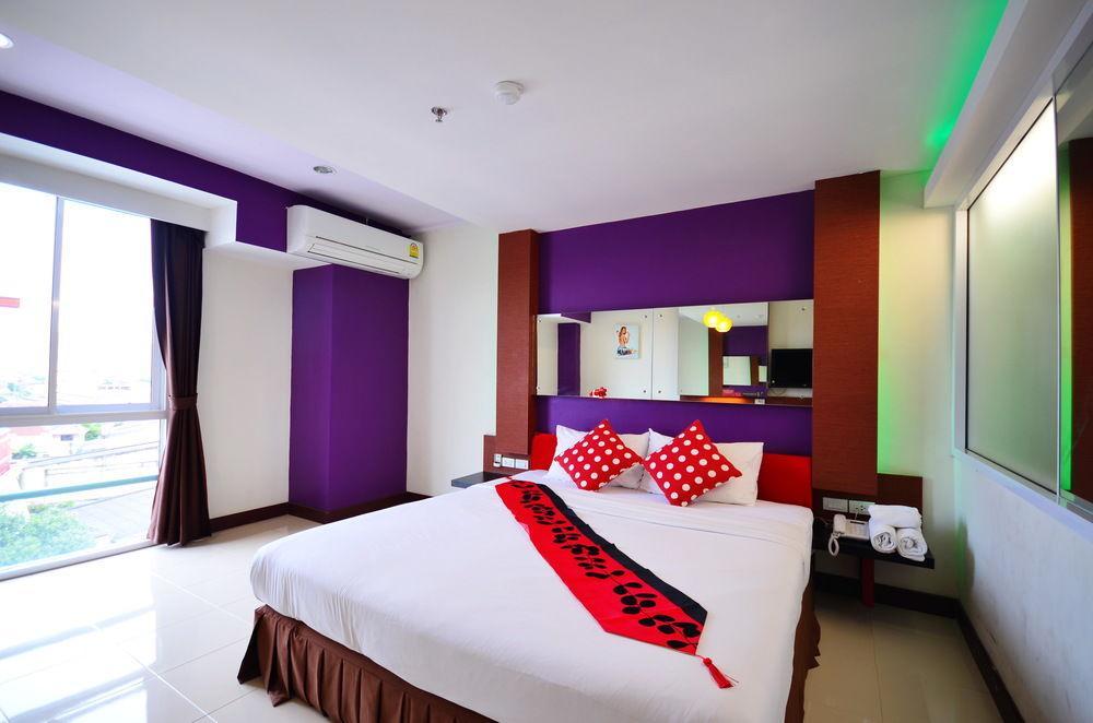 Pb Grand Hotel Hat Yai Bagian luar foto