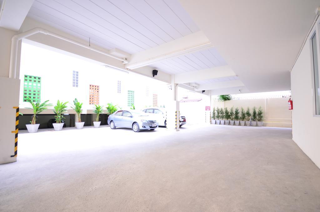 Pb Grand Hotel Hat Yai Bagian luar foto