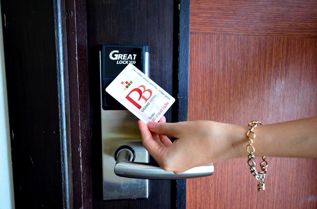 Pb Grand Hotel Hat Yai Bagian luar foto