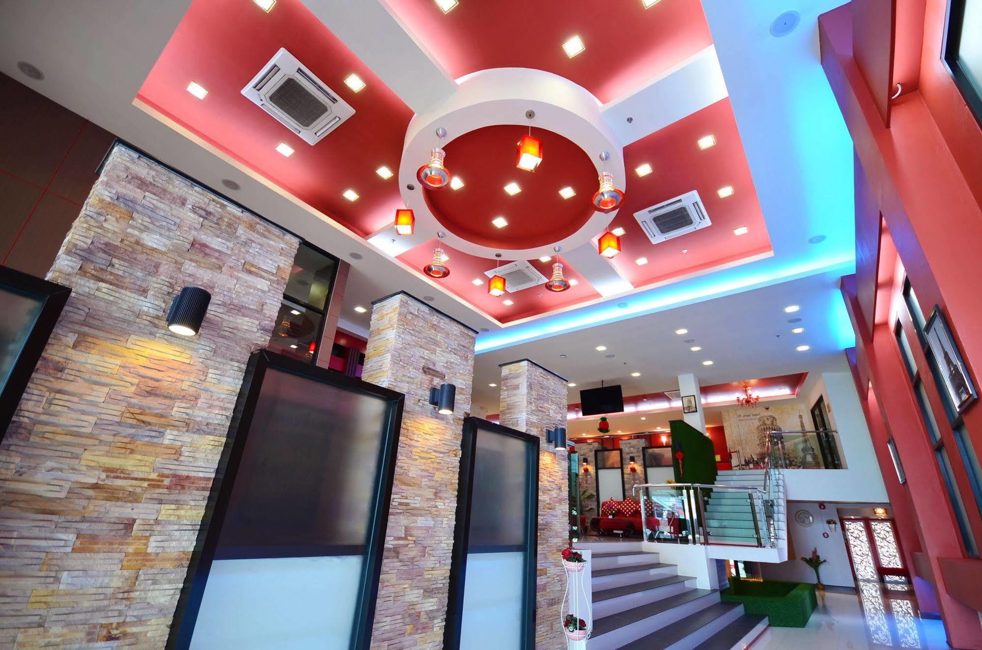 Pb Grand Hotel Hat Yai Bagian luar foto