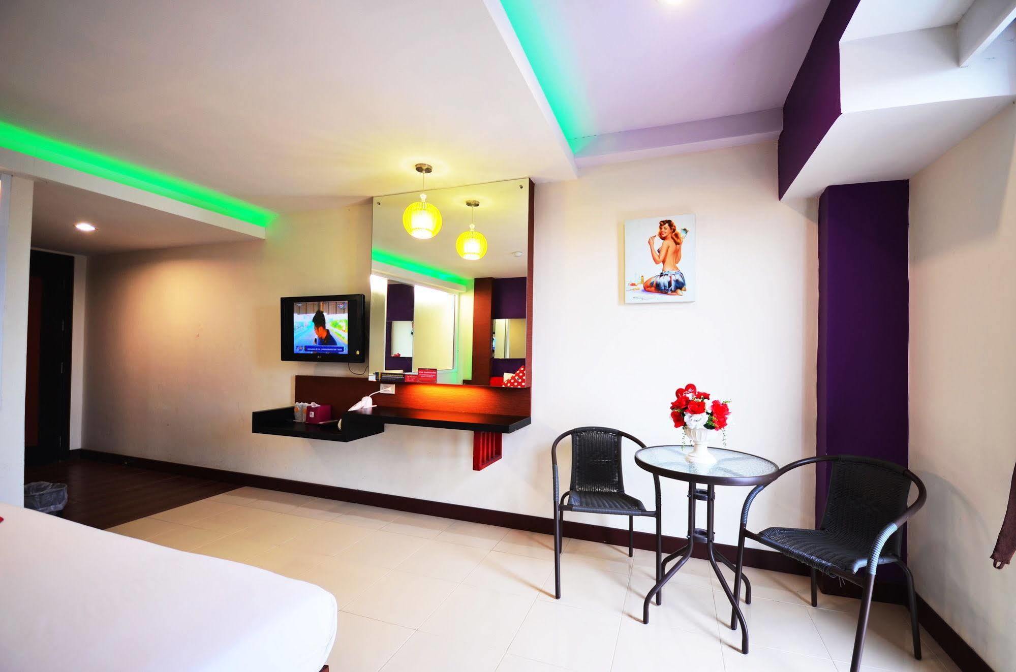Pb Grand Hotel Hat Yai Bagian luar foto